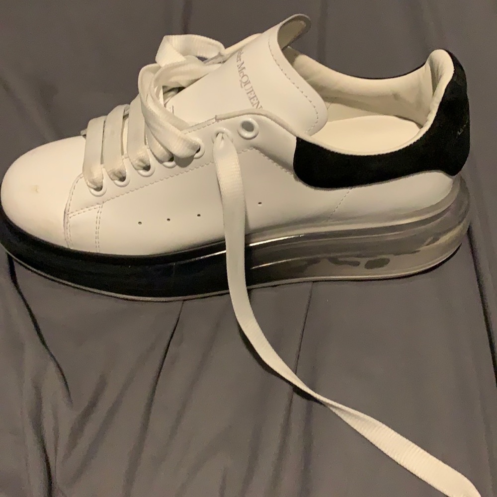 Used shoe